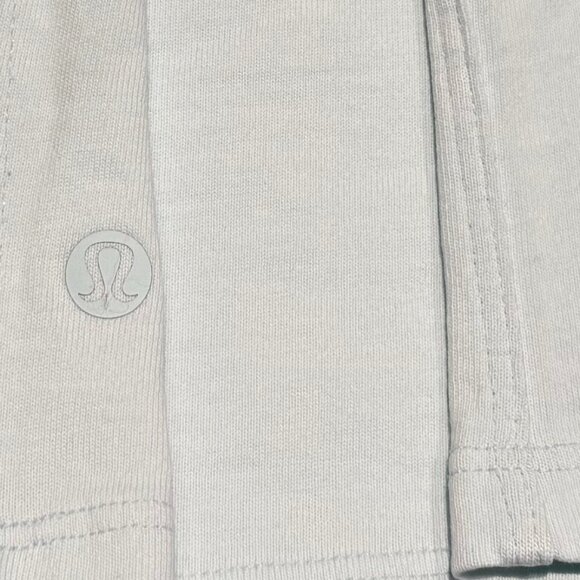 Lululemon Light Blue T-shirt (Size 4 Great Condition) - Picture 8 of 9